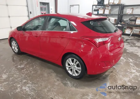 2013 Hyundai Elantra Gt z USA, uszkodzony, nr VIN KMHD35LE8DU083328